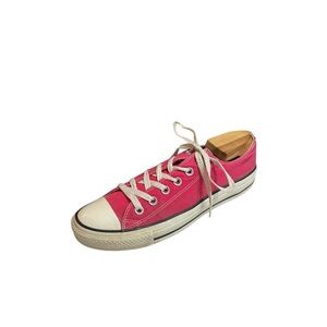 Converse Chuck Taylor All Star Low Top Sneakers Bright Pink Women’s Size 9
